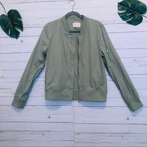Bomber Jacket Light Olive Green